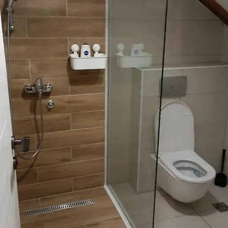 Fruskogorski Deram Apartment